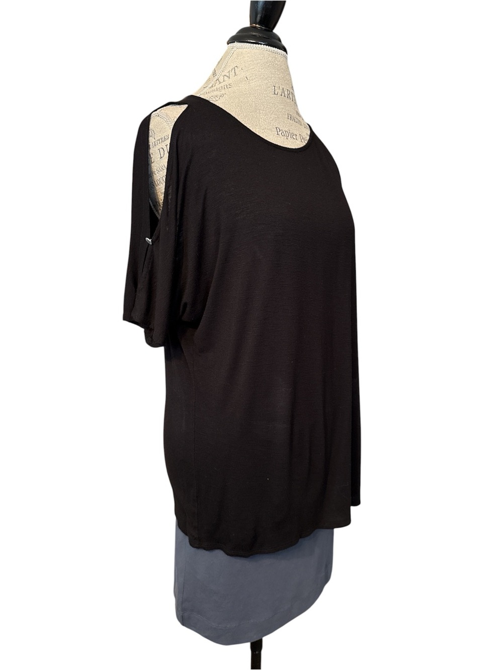 Jones New York Black Cold-Shoulder Tee